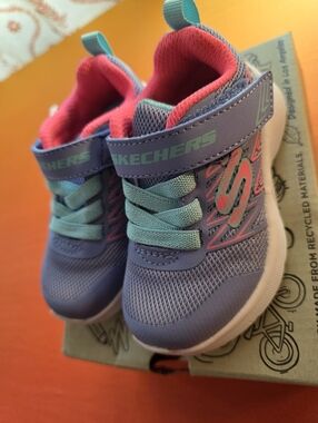 Brand New- Sketchers Bold Delight-Lavender Toddler Size 5